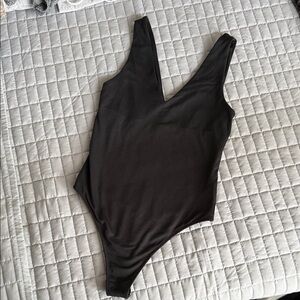 Vuori Halo Bodysuit size small